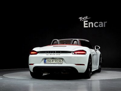 PORSCHE 718 - 3