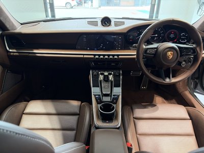 PORSCHE 911 - 9