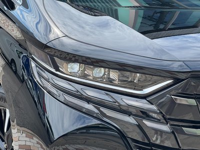 2025 Toyota ALPHARD thumbnail 15