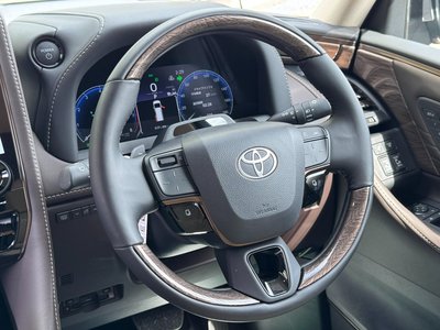 2025 Toyota ALPHARD thumbnail 43