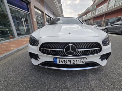 MERCEDES-BENZ E-CLASS - 3