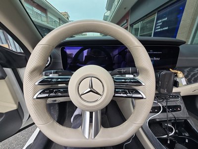 MERCEDES-BENZ E-CLASS - 9