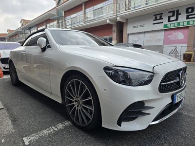 MERCEDES-BENZ E-CLASS - 2