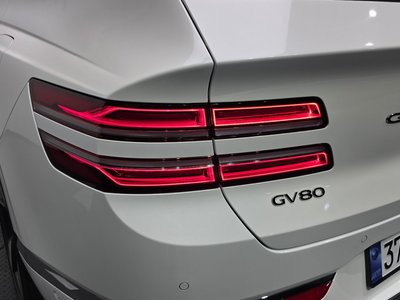 GENESIS GV80 - 10