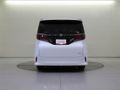 TOYOTA ALPHARD - 4