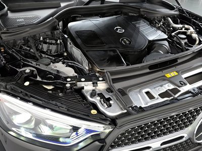 MERCEDES-BENZ GLC - 7