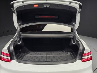 2025 Genesis G80 (RG3) thumbnail 35