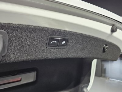 2025 Genesis G80 (RG3) thumbnail 26