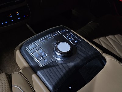 2025 Genesis G80 (RG3) thumbnail 24