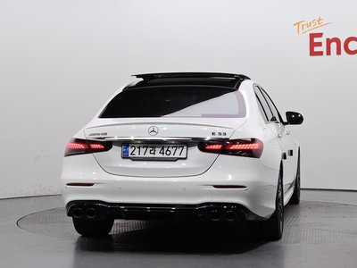 MERCEDES-BENZ E-CLASS - 3