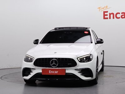MERCEDES-BENZ E-CLASS - 2