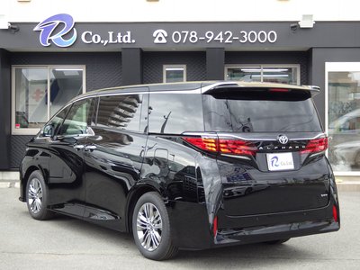 TOYOTA ALPHARD - 2