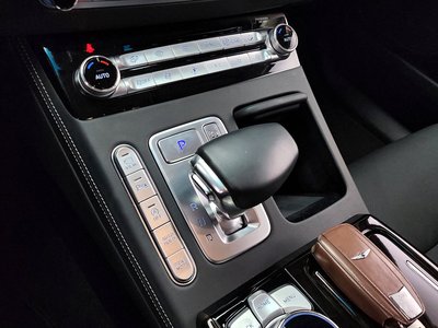 2020 Genesis G90 — фото 9