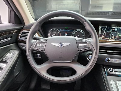 صورة مصغرة 14 لـ 2020 Genesis G90