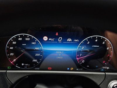 MERCEDES-BENZ E-CLASS - 8