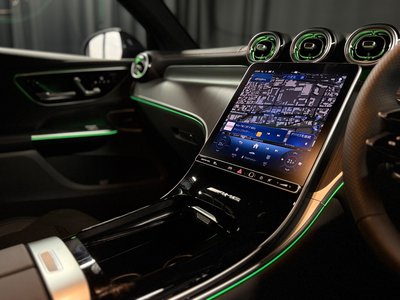 صورة 6 لـ 2025 Mercedes-BENZ GLC AMG