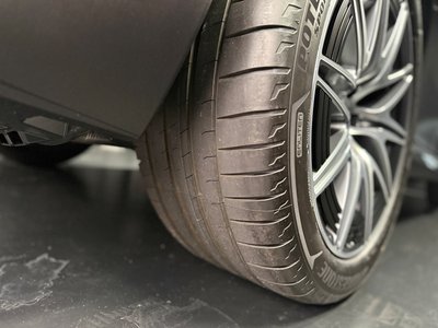 2025 Mercedes-BENZ GLC AMG — миниатюра 30