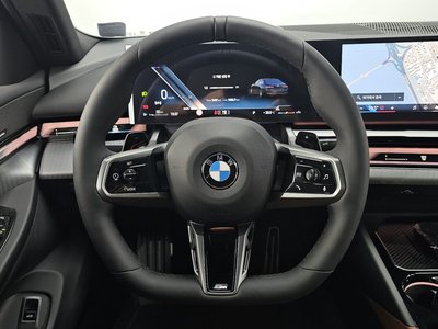 صورة مصغرة 19 لـ 2026 BMW 5 SERIES