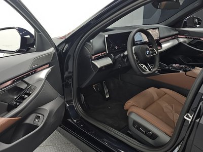 صورة مصغرة 17 لـ 2026 BMW 5 SERIES