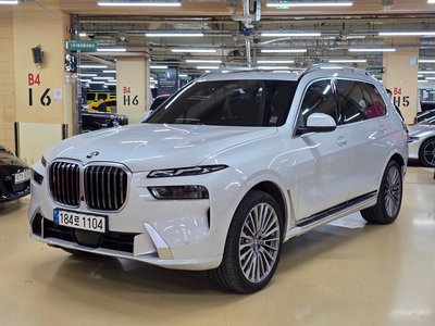 BMW X7