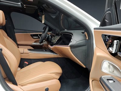 MERCEDES-BENZ E-CLASS - 10