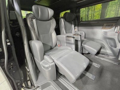 TOYOTA VELLFIRE - 9