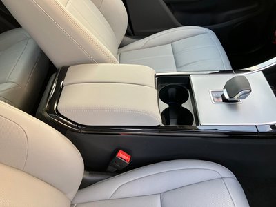 2024 LAND Rover RANGE ROVER EVOQUE — миниатюра 36