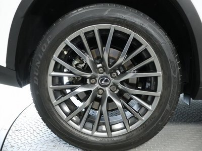 صورة 8 لـ 2022 Lexus RX