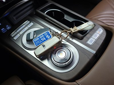 2022 Genesis G80 (RG3) photo 9
