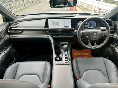 صورة 9 لـ 2025 Toyota CROWN SPORT