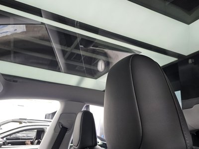 صورة مصغرة 25 لـ 2025 Tesla MODEL Y