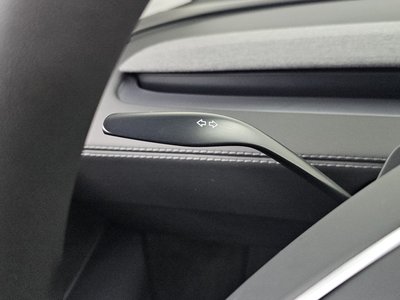 صورة مصغرة 28 لـ 2025 Tesla MODEL Y