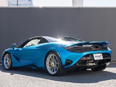 MCLAREN 750S SPIDER - 4