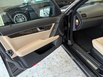 صورة مصغرة 36 لـ 2008 Mercedes-BENZ C-CLASS AMG