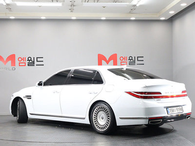 صورة 3 لـ 2019 Genesis G90