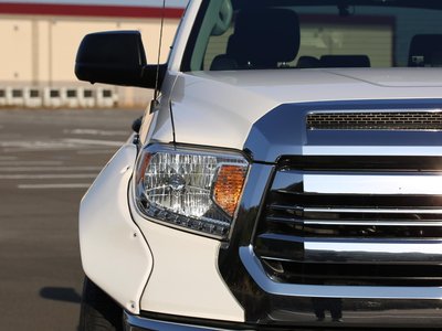 TOYOTA TUNDRA - 6