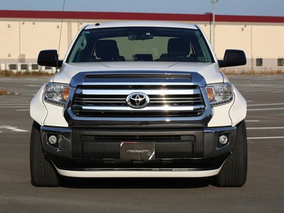 TOYOTA TUNDRA - 5