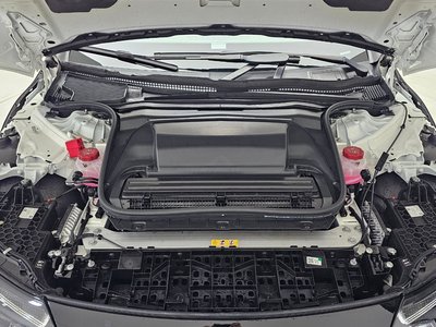 MERCEDES-BENZ EQE - 7