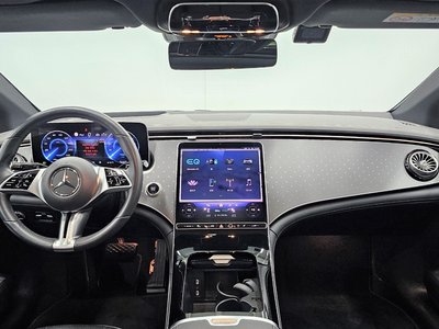 MERCEDES-BENZ EQE - 4