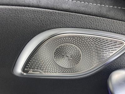 MERCEDES-BENZ EQE - 9
