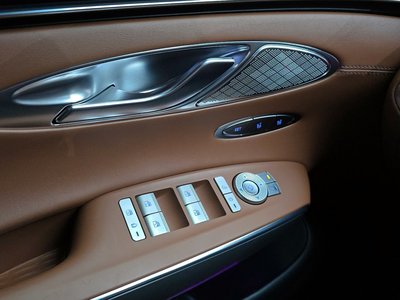 صورة مصغرة 18 لـ 2023 Genesis GV70