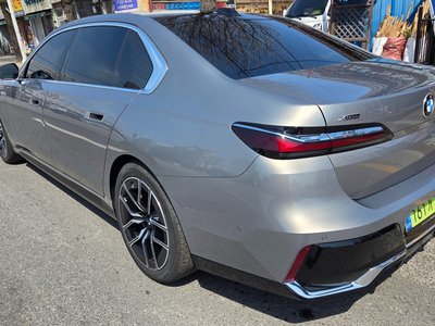 BMW 7 SERIES - 5