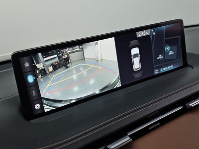 2022 Genesis GV70 — миниатюра 16