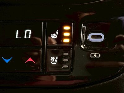 صورة مصغرة 25 لـ 2023 Lexus RX