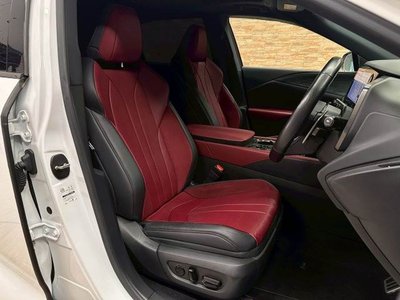 صورة 5 لـ 2023 Lexus RX