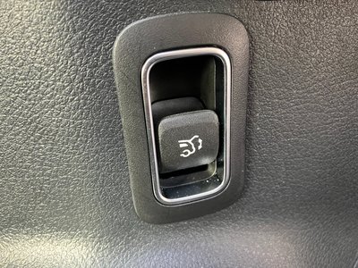 2024 Mercedes-BENZ GLB thumbnail 36