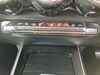 2024 Mercedes-BENZ GLB thumbnail 45