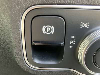 2024 Mercedes-BENZ GLB thumbnail 29