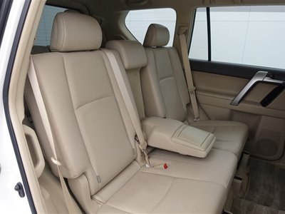 صورة 7 لـ 2023 Toyota LAND CRUISER PRADO
