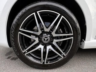 صورة 9 لـ 2021 Mercedes-BENZ V-CLASS